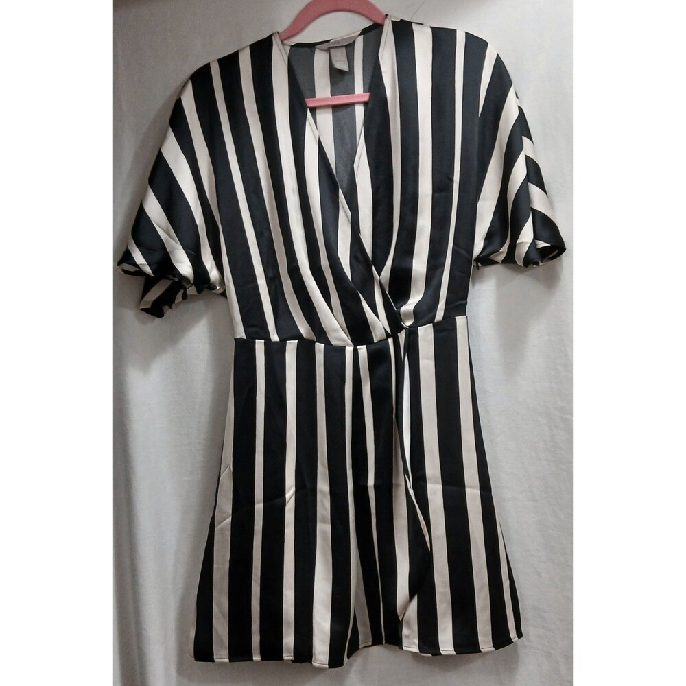 H&M Wrap Dress Midi Short Sleeve Striped Ivory Black Casual Women's Small CUTE!